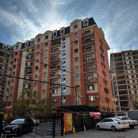 Yakkasaroy Dream House Apartment ทาชเคนต์ ภายนอก รูปภาพ