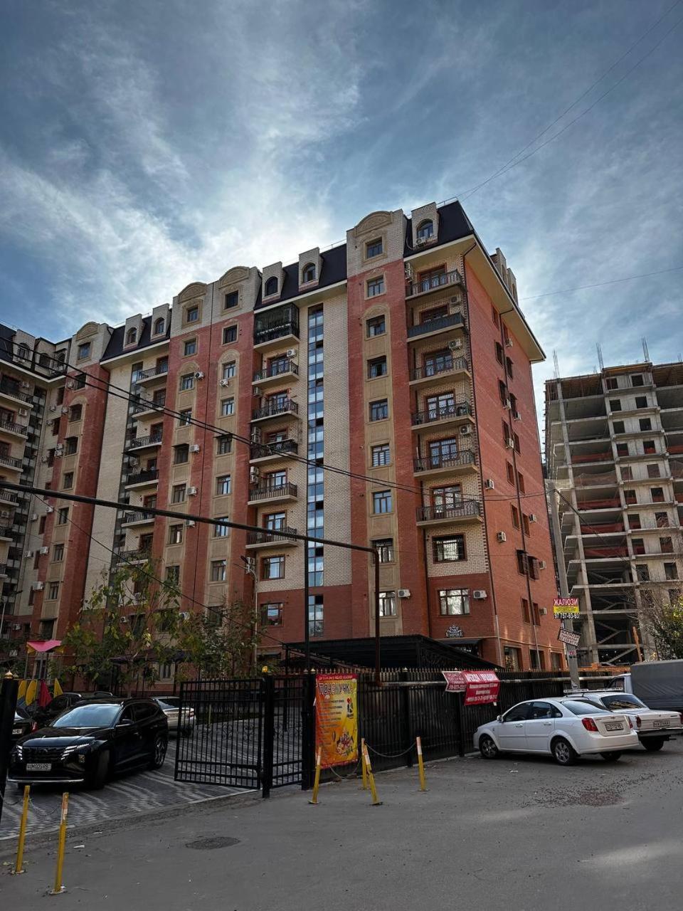 Yakkasaroy Dream House Apartment ทาชเคนต์ ภายนอก รูปภาพ